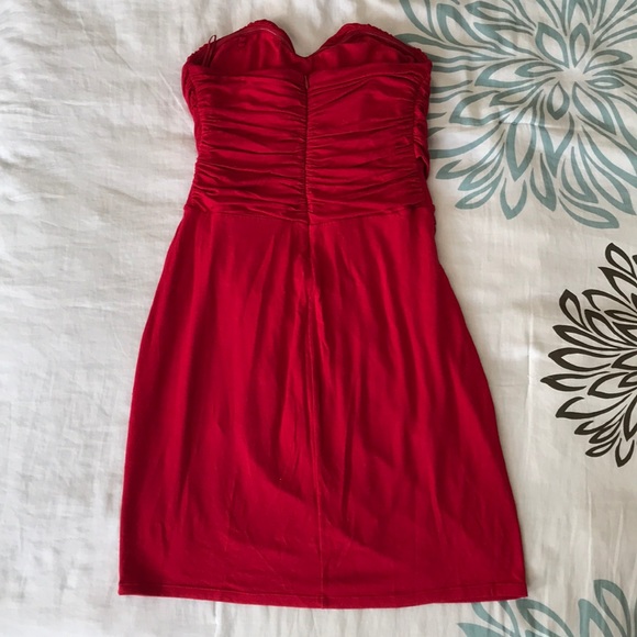 Express dress with detachable straps - Picture 2 of 5